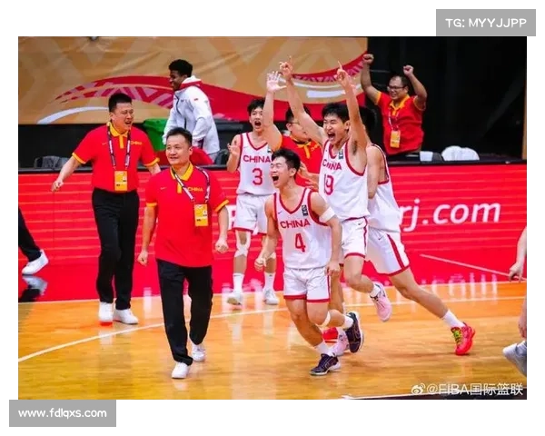 中国U19男篮热身赛斩获两胜一负踏上欧洲备战征程 中国U19男篮热身赛斩获两胜一负踏上欧洲备战征程